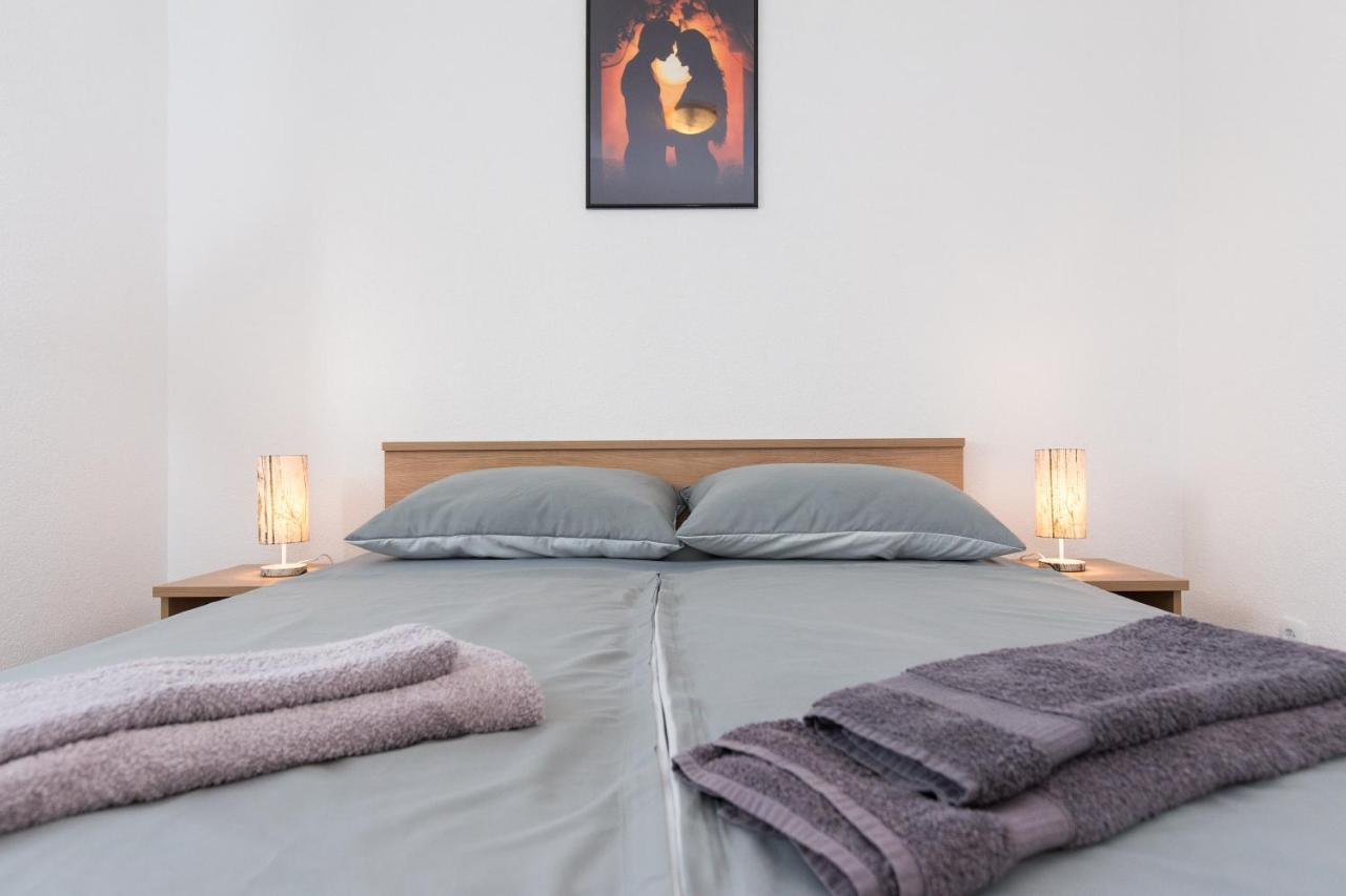 Apartment Dajana Pinezići Kültér fotó